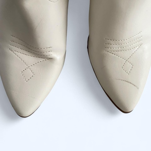 White cowgirl mid calf boots by Soda Women's size 10
Gorgeous white tall boots - Picture 6 of 7